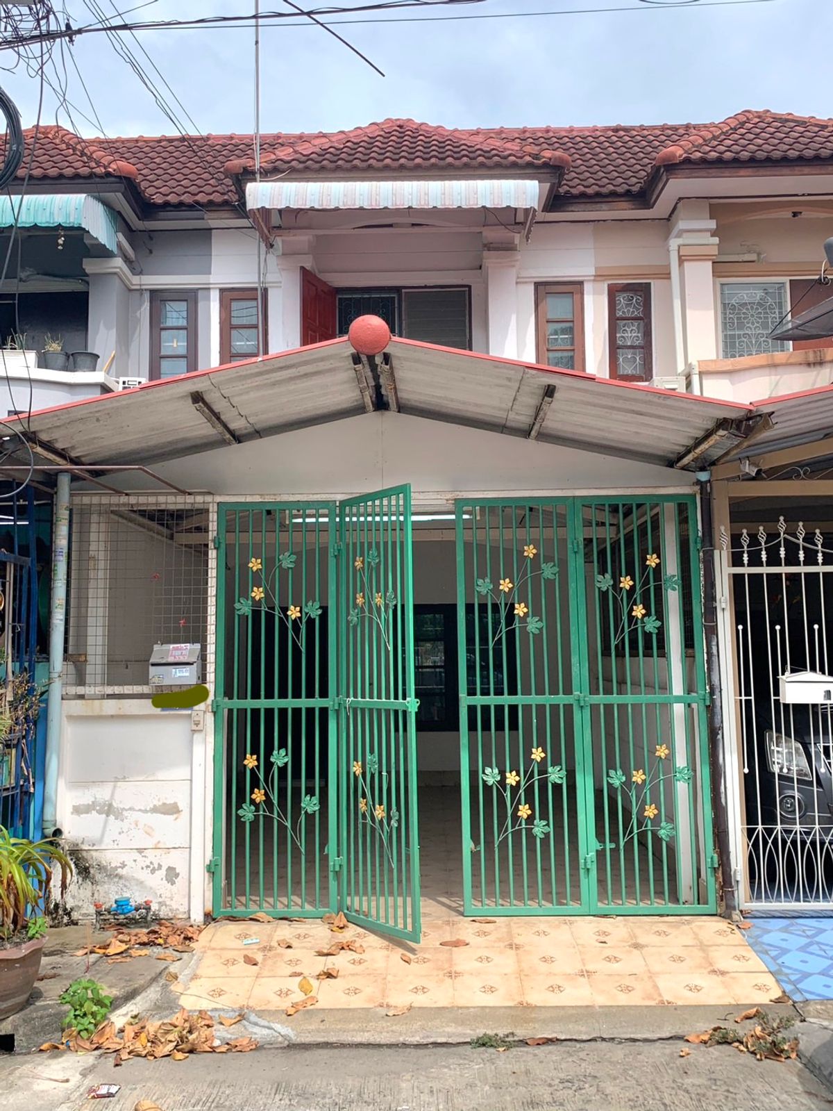 For RentTownhomeNawamin, Ramindra : 2 -story townhouse for rent 18 sq. W. Ram Inthra Road 117 (1 parking) near Fashion Island