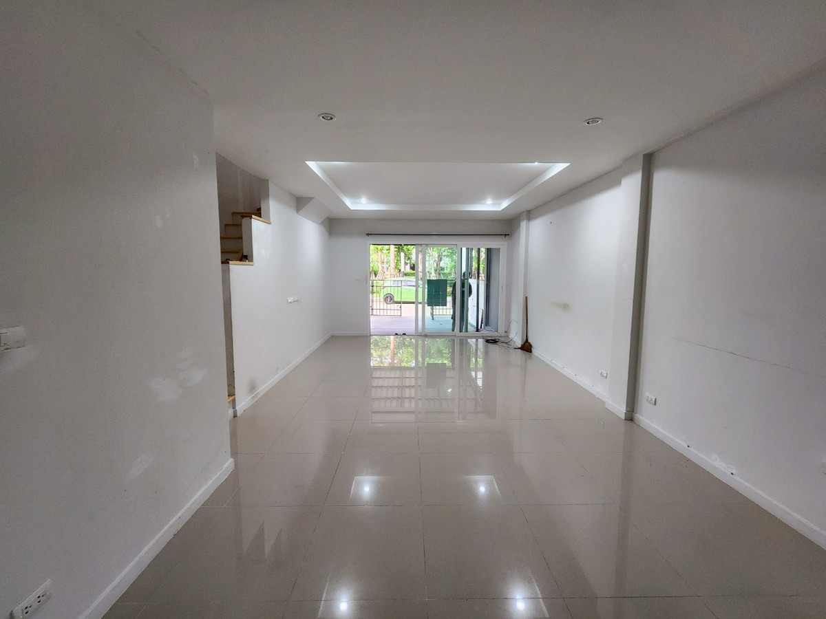 ให้เช่าทาวน์โฮมนนทบุรี บางใหญ่ บางบัวทอง : ให้เช่าทาวน์โฮม ศุภาลัย พรีโม่ รัตนาธิเบศร์ ใกล้ Mrt บางพลู เพียง 3 นาที