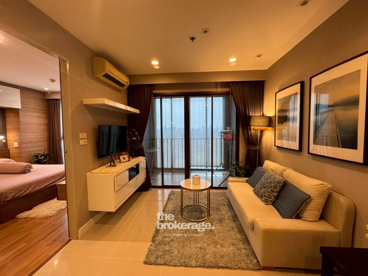 ให้เช่าคอนโดลาดพร้าว เซ็นทรัลลาดพร้าว : Line : @thebrokerage ไอดีโอ ลาดพร้าว 5  1ห้องนอน 1ห้องน้ำ 38ตรม. 19,500 บาท ห้องมุม สวยมาก!! 