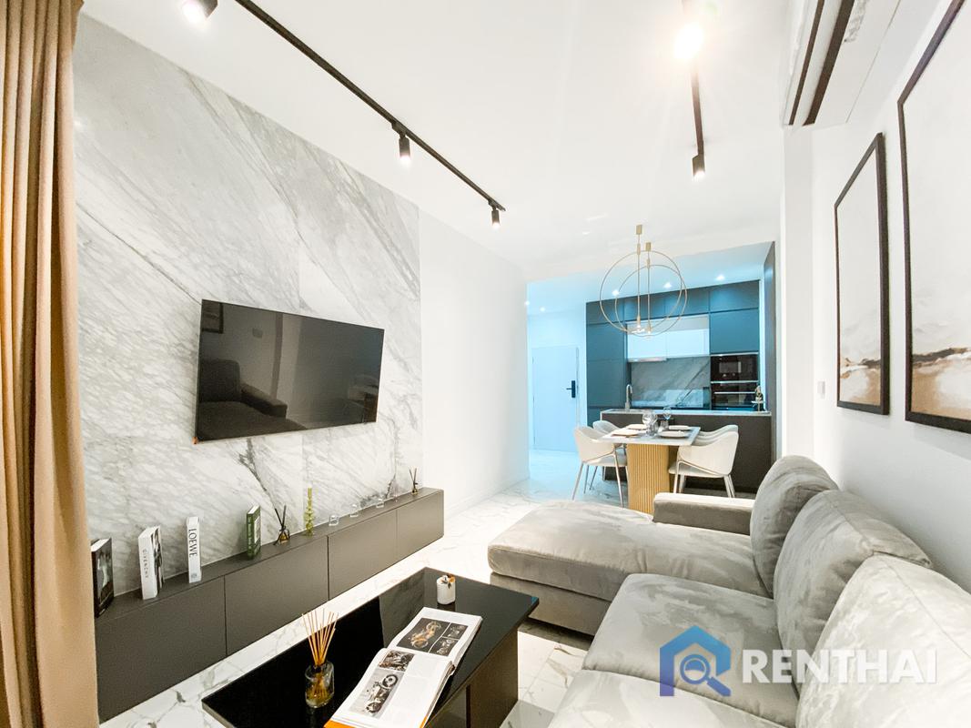 For SaleCondoPhuket : Chic 3bed Condo at Vega Condominium Phuket w- Pool, Parking & Gym Access