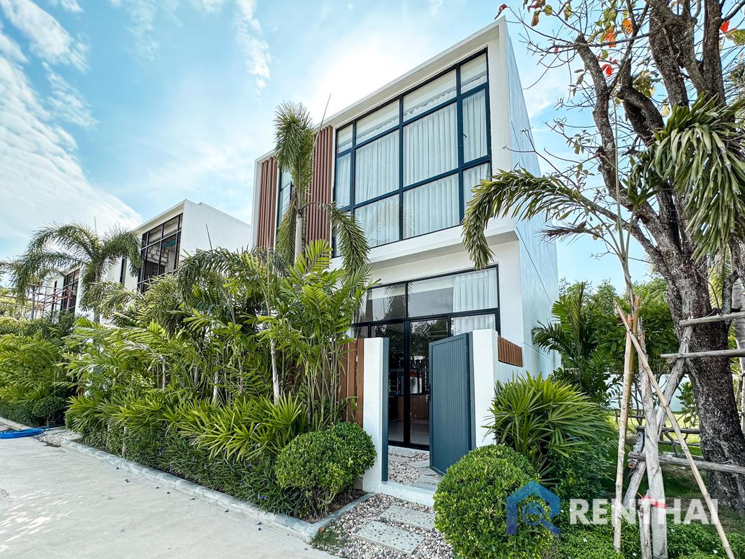 ขายบ้านพัทยา บางแสน ชลบุรี สัตหีบ : สำหรับ ขาย บ้าน 2 ห้องนอน ที่ ห้วยใหญ่