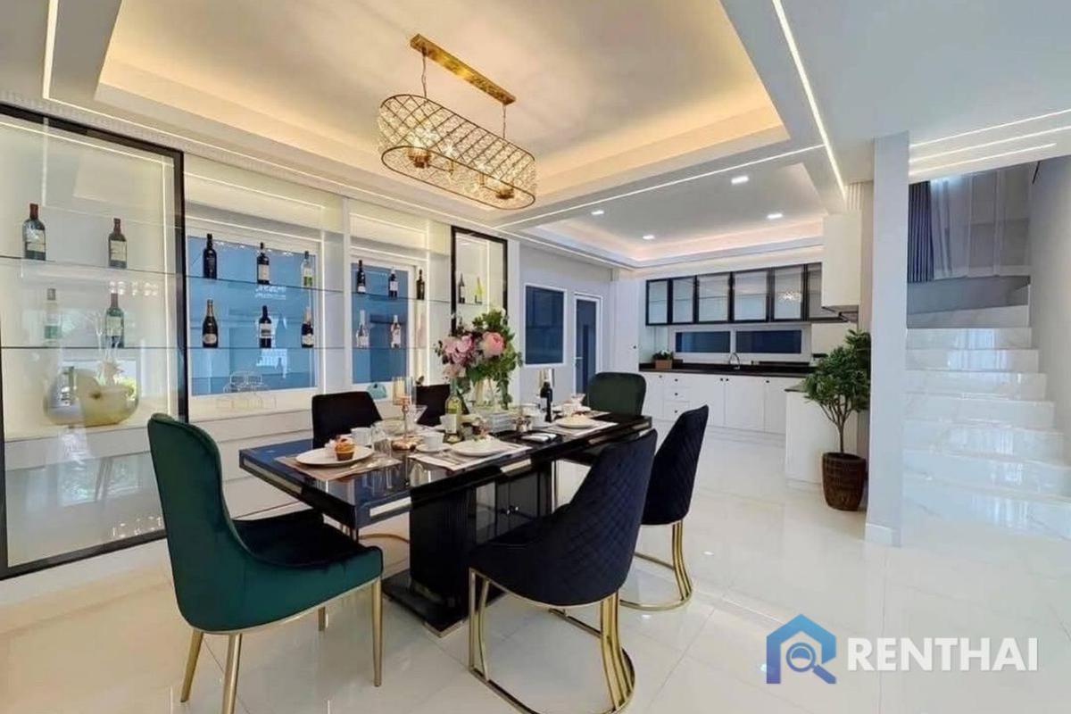 ขายบ้านพัทยา บางแสน ชลบุรี สัตหีบ : สำหรับ ขาย บ้าน 5 ห้องนอน ที่ หนองปรือ