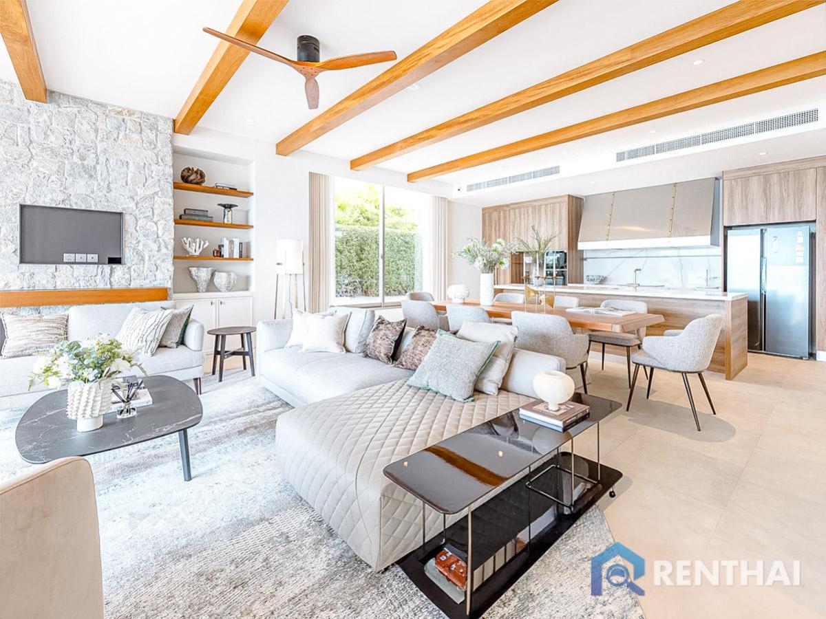 For SaleHousePhuket : Luxury Beachfront Villa in Phuket