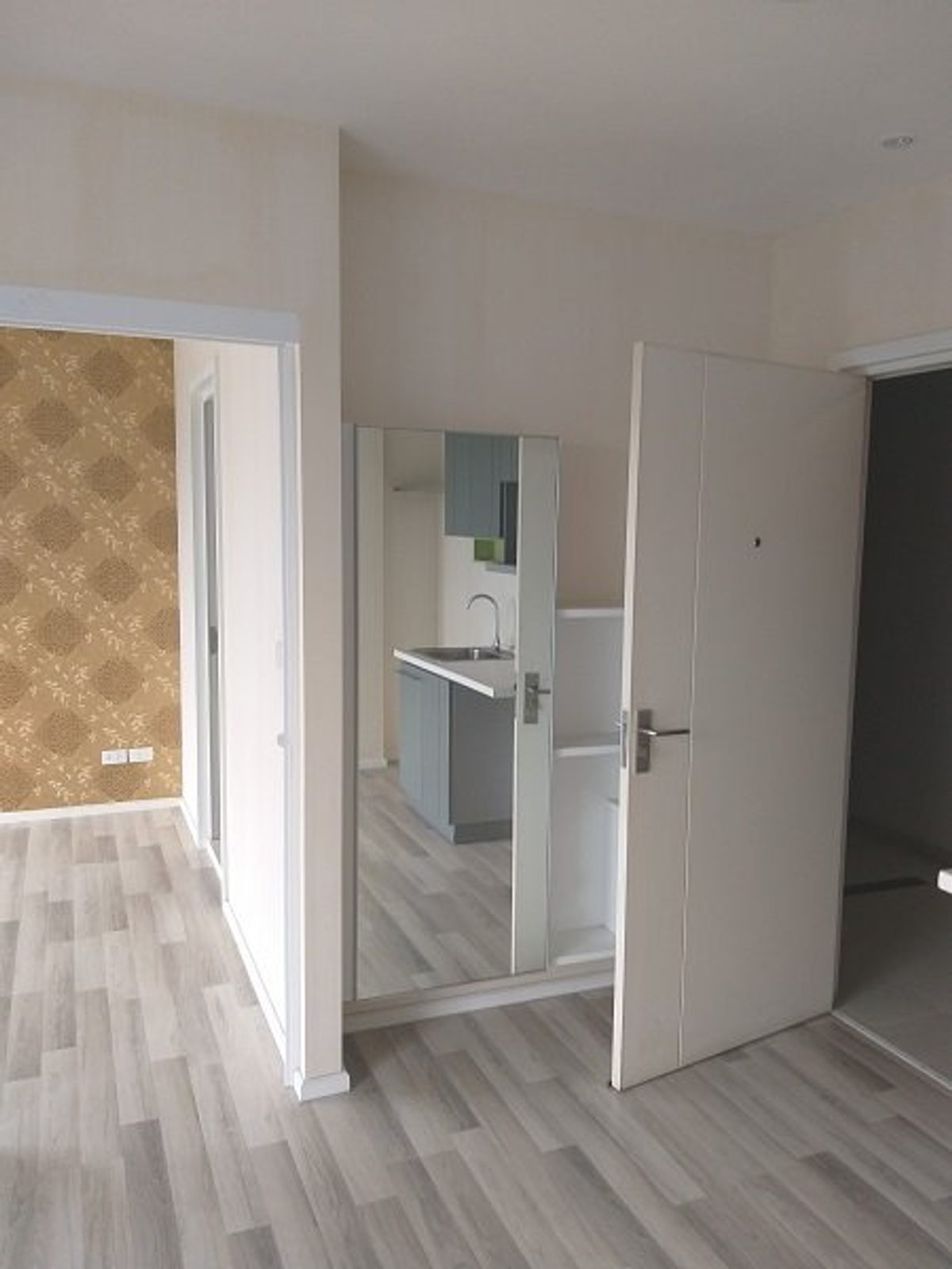 For SaleCondoChaengwatana, Muangthong : Condo for sale, The Key Chaeng Watthana, Floor 9 B1.17 sq.m., 1 bedroom, 1 water view