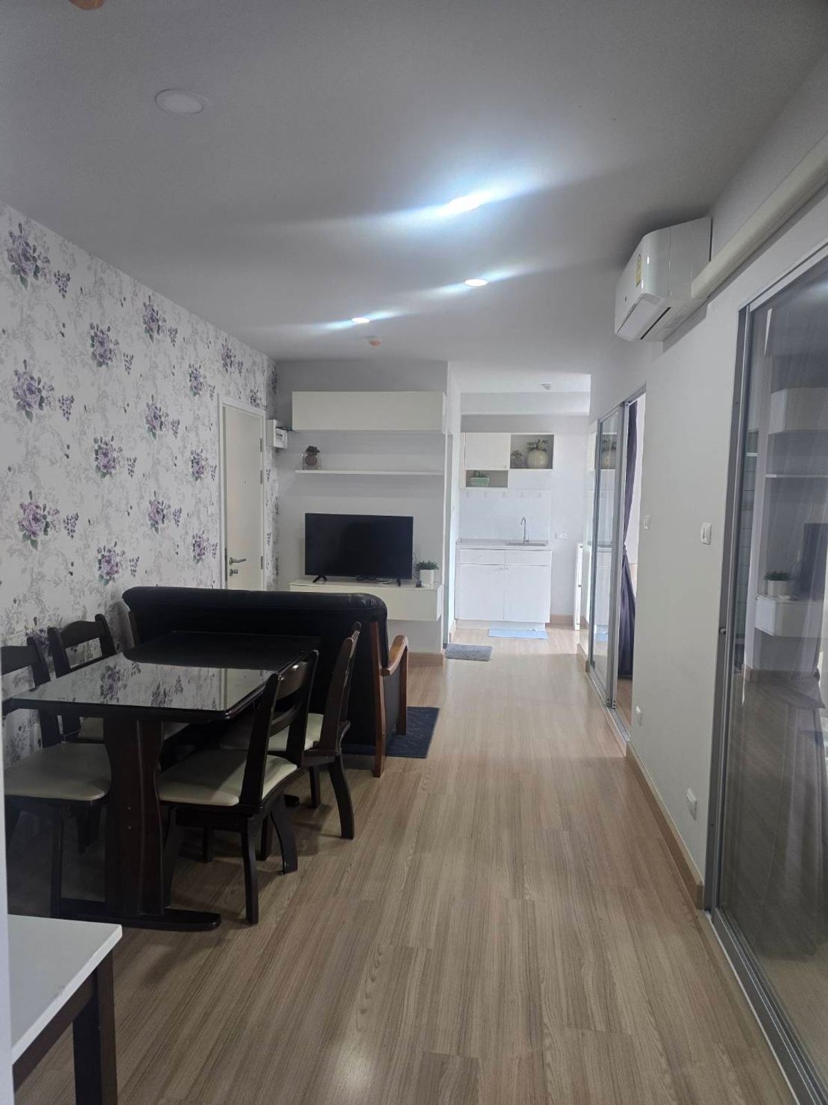 For SaleCondoBangna, Bearing, Lasalle : Condo for sale near BTS Bearing Bearing 400 M.2 Bedroom 2 Bathrooms 2 Parking 2 balcony