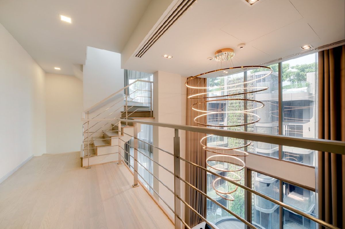 For SaleCondoSukhumvit, Asoke, Thonglor : 𝐇𝐎𝐓 𝐃𝐄𝐀𝐋 Ashton 41 Size 131 SQ.M 3 Bed 3 Bath, only 27.9 MB, contact 086-795-9997 (Jimmy)