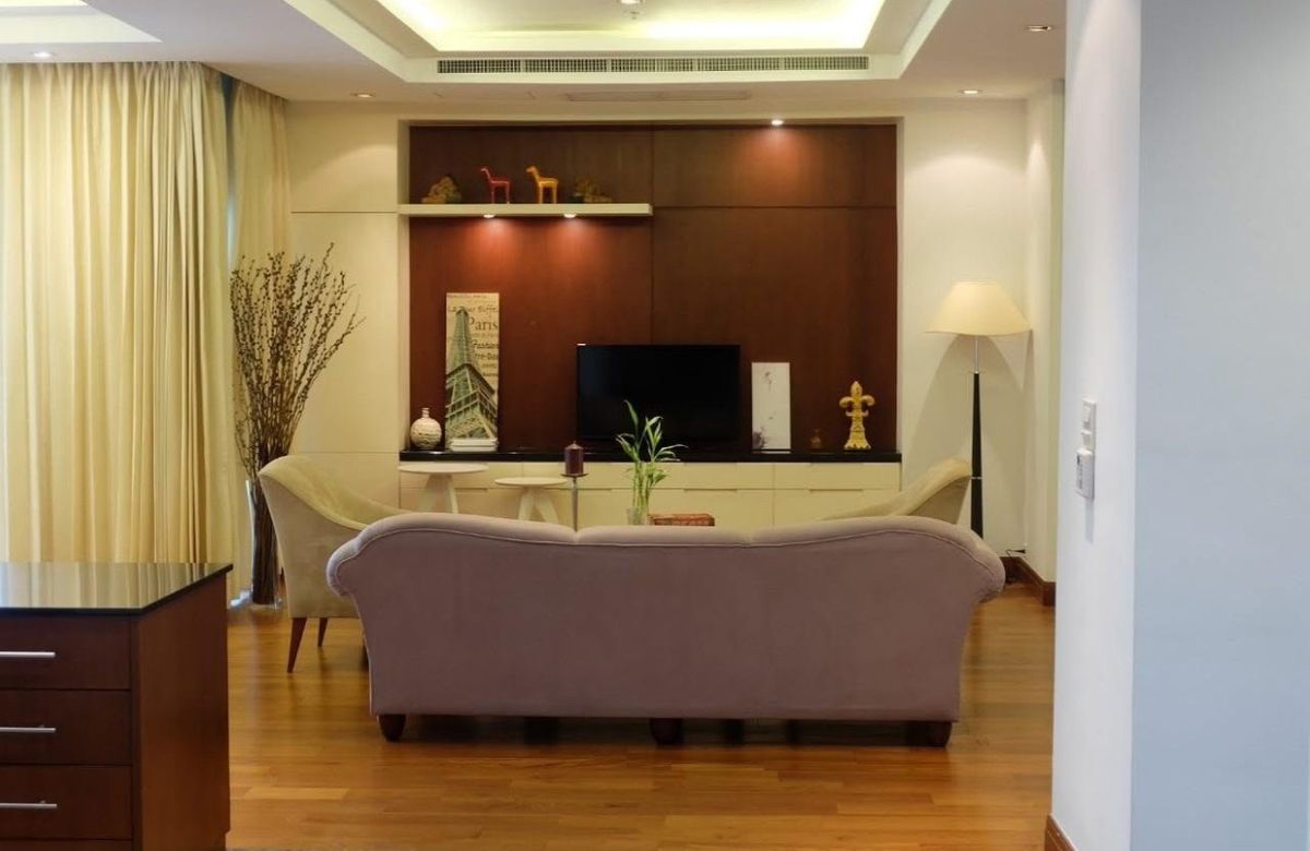 ให้เช่าคอนโดวิทยุ ชิดลม หลังสวน : For rent Royal Residence Park ขนาด 220 Sq.m 3 bed 4 bath เพียง 150000 เท่านั้น !!