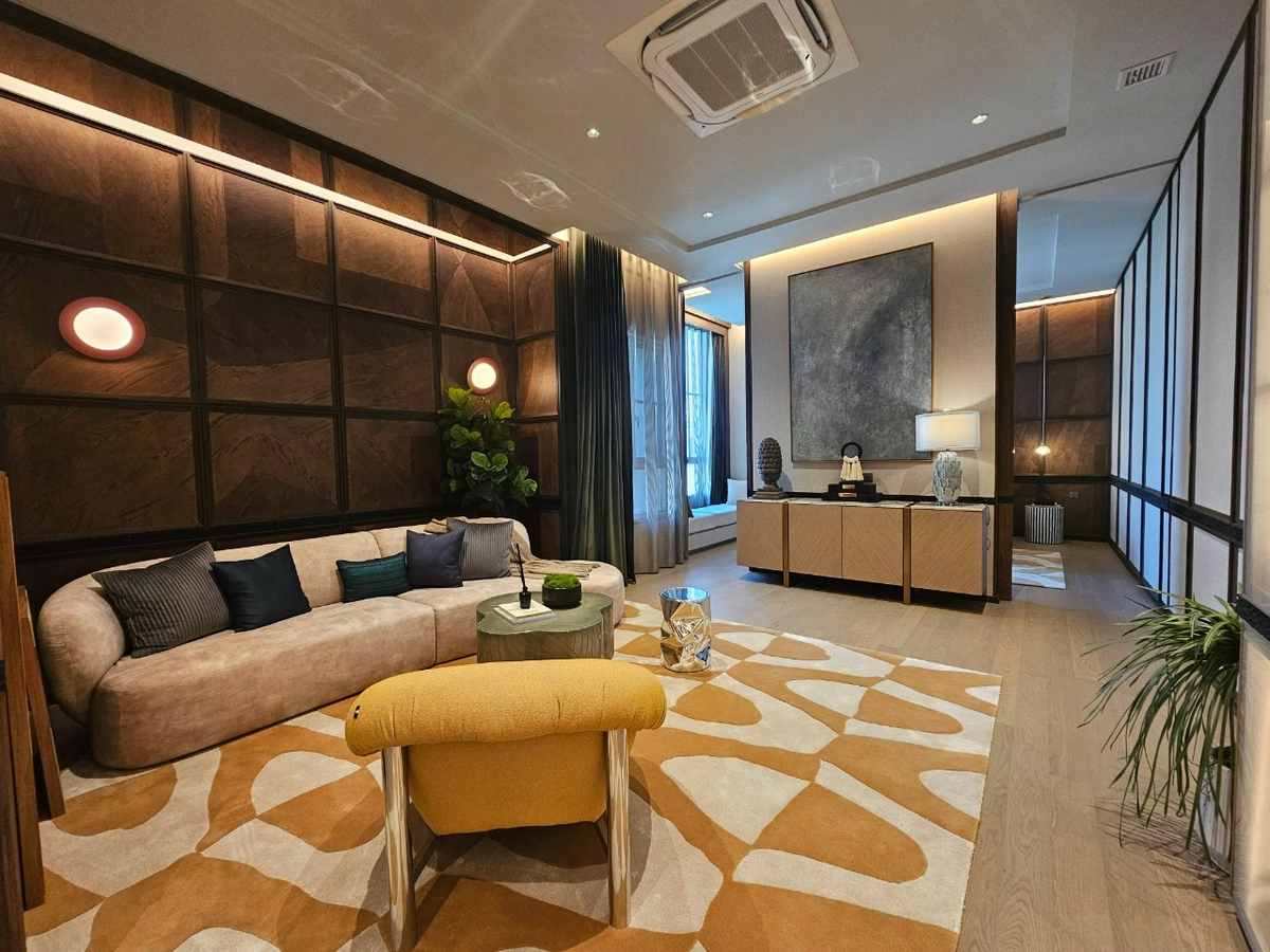 ขายบ้านเกษตร นวมินทร์ ลาดปลาเค้า : ขายบ้าน Pool Villa Smyth’s(สมิทธ์) เกษตร-นวมินทร์ ขนาด 816 Sq.m 4 bed 7 bath พิเศษเพียง 120 MB  ติดต่อ 086-795-9997 