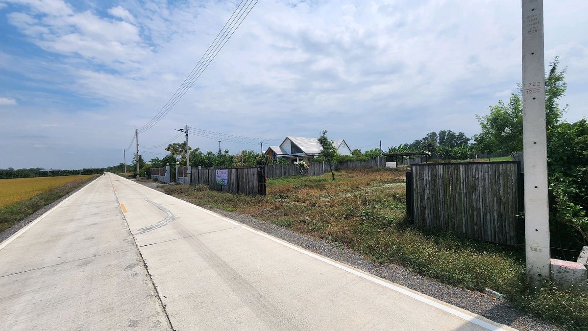 For SaleLandChachoengsao : Land for sale, beautiful view Bang Nam Sour, Chachoengsao, 1 rai 53 sq.w.