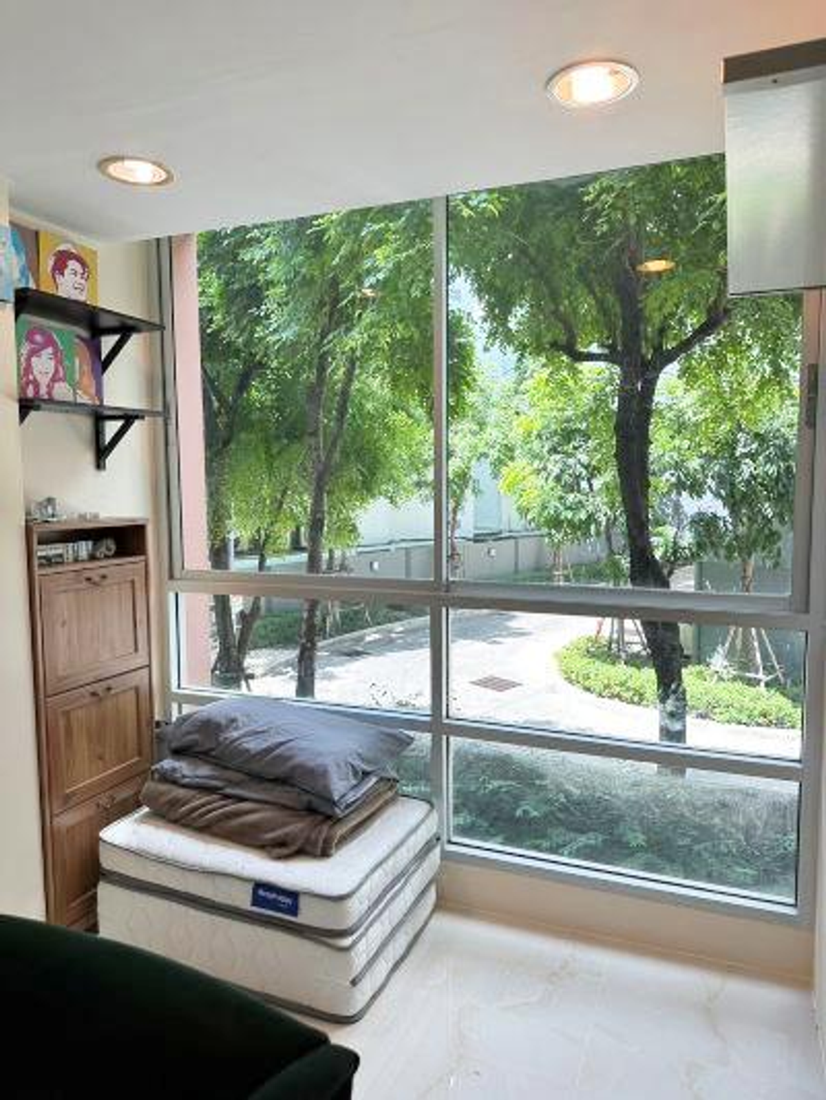 ขายคอนโดรัชดา ห้วยขวาง : ขาย The Kris Extra 4 สตูดิโอ 27 ตรม. ชั้น 2 ซ.รัชดาภิเษก 17 ราคาดีสุด