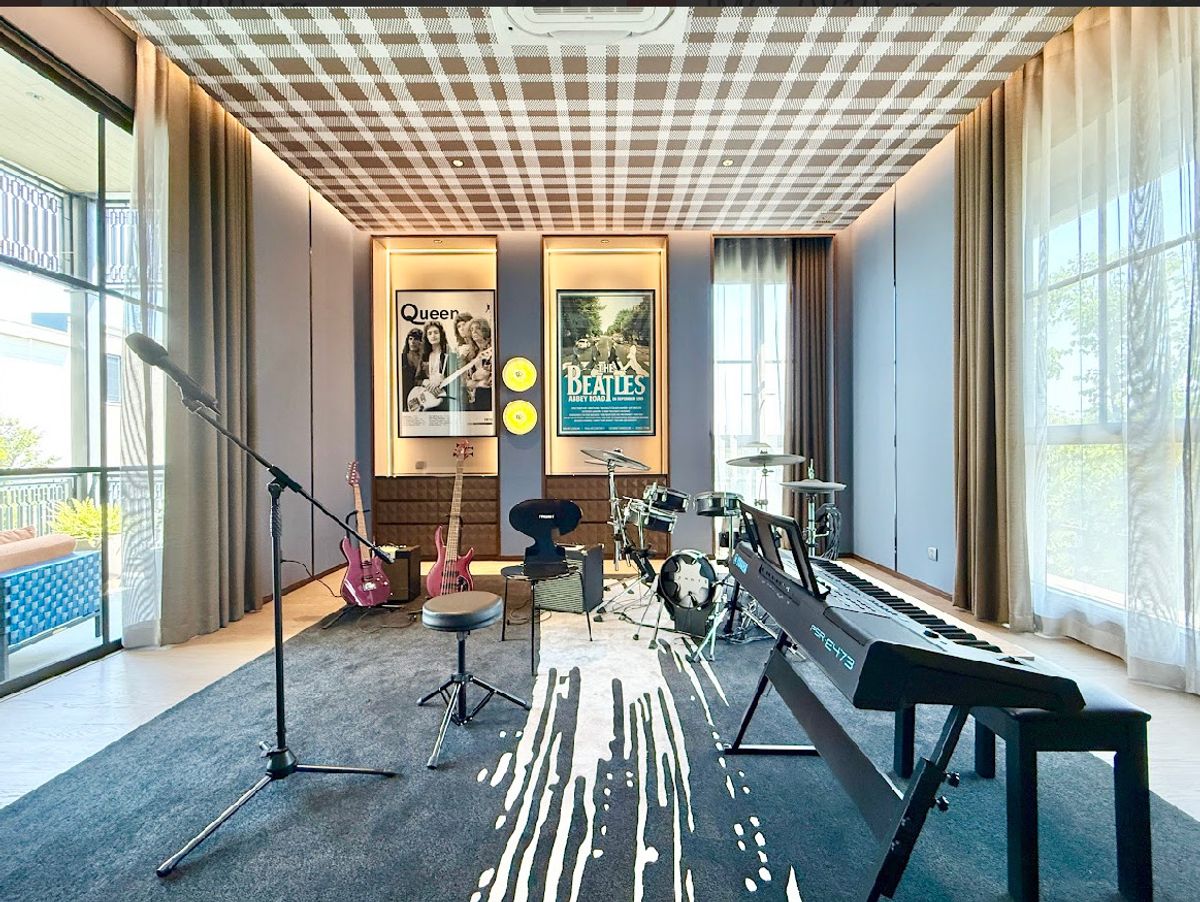 ขายบ้านเกษตร นวมินทร์ ลาดปลาเค้า : ขายบ้าน Smyth’s เกตร นวมินทร์  ขนาด 816 Sq.m 4 bed 7 bath พิเศษเพียง 120 MB ติดต่อ 086-795-9997 (จิมมี่)