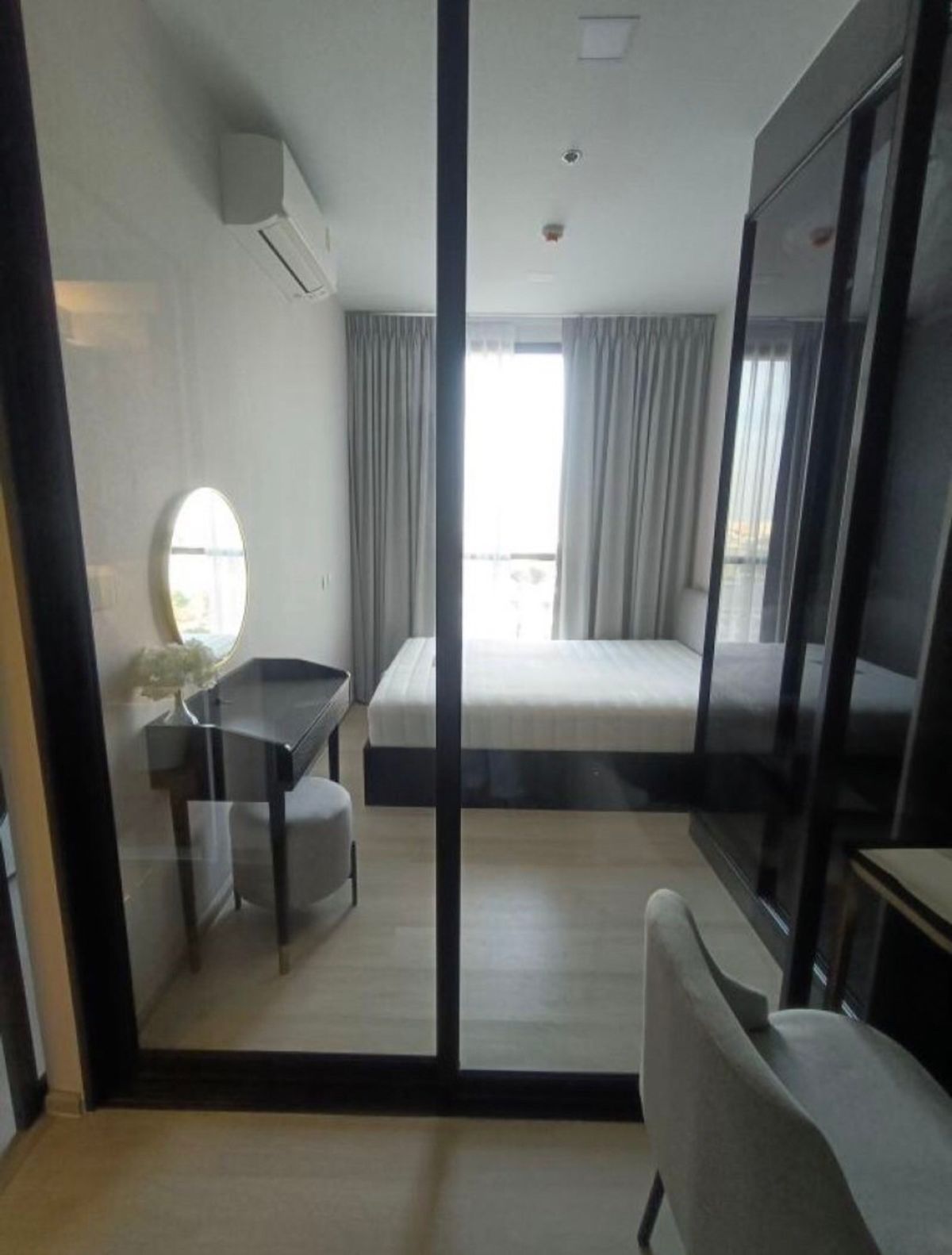 For SaleCondoSapankwai,Jatujak : Sell ​​the new room The Privacy Chakkajak. Call 064-3245192 Fen.