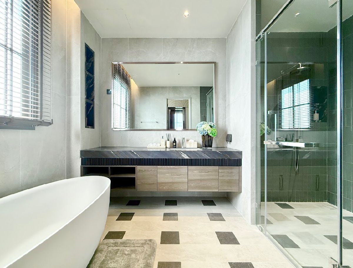 ขายบ้านเกษตร นวมินทร์ ลาดปลาเค้า : ขายบ้าน Smyth’s เกตร นวมินทร์  ขนาด 816 Sq.m 4 bed 7 bath พิเศษเพียง 120 MB ติดต่อ 086-795-9997 (จิมมี่)