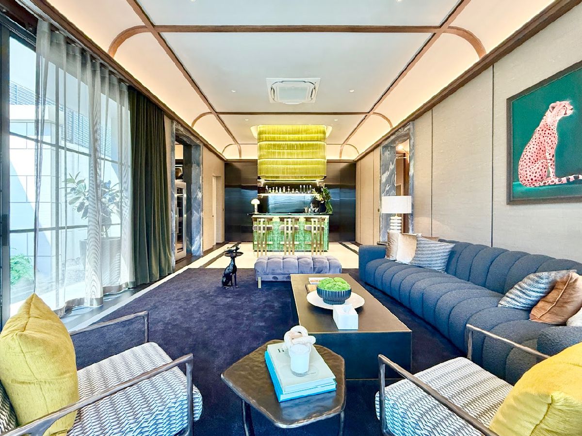 ขายบ้านเกษตร นวมินทร์ ลาดปลาเค้า : ขายบ้าน Smyth’s เกตร นวมินทร์  ขนาด 816 Sq.m 4 bed 7 bath พิเศษเพียง 120 MB ติดต่อ 086-795-9997 (จิมมี่)