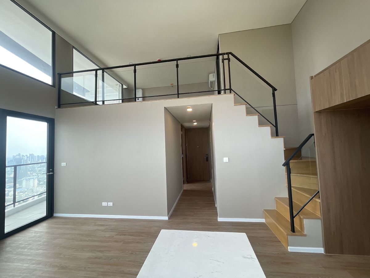 ขายคอนโดพระราม 9 เพชรบุรีตัดใหม่ RCA : Siamese Rama9 Landmark Loft 2Bed 2Bath+Tub 72sq.m corner room Call 064-932-4645 KEn