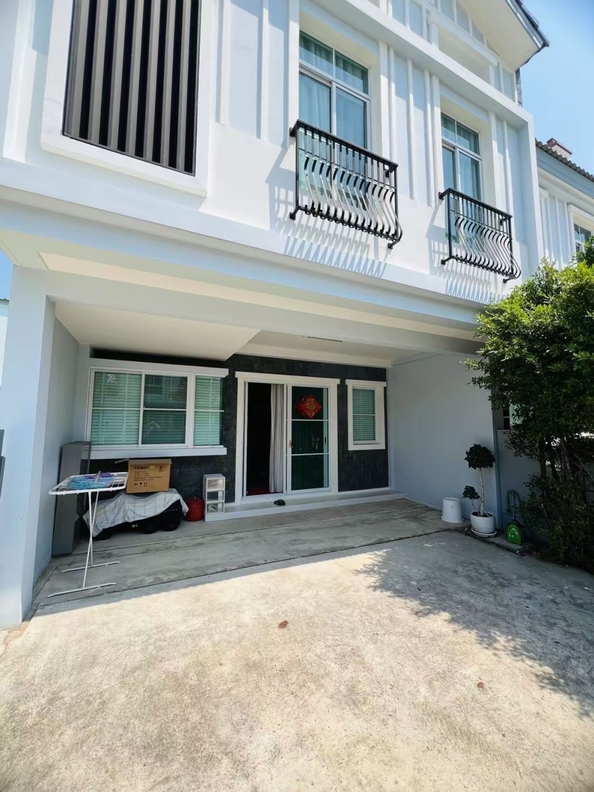 For RentHouseBangna, Bearing, Lasalle : Urgent rent.