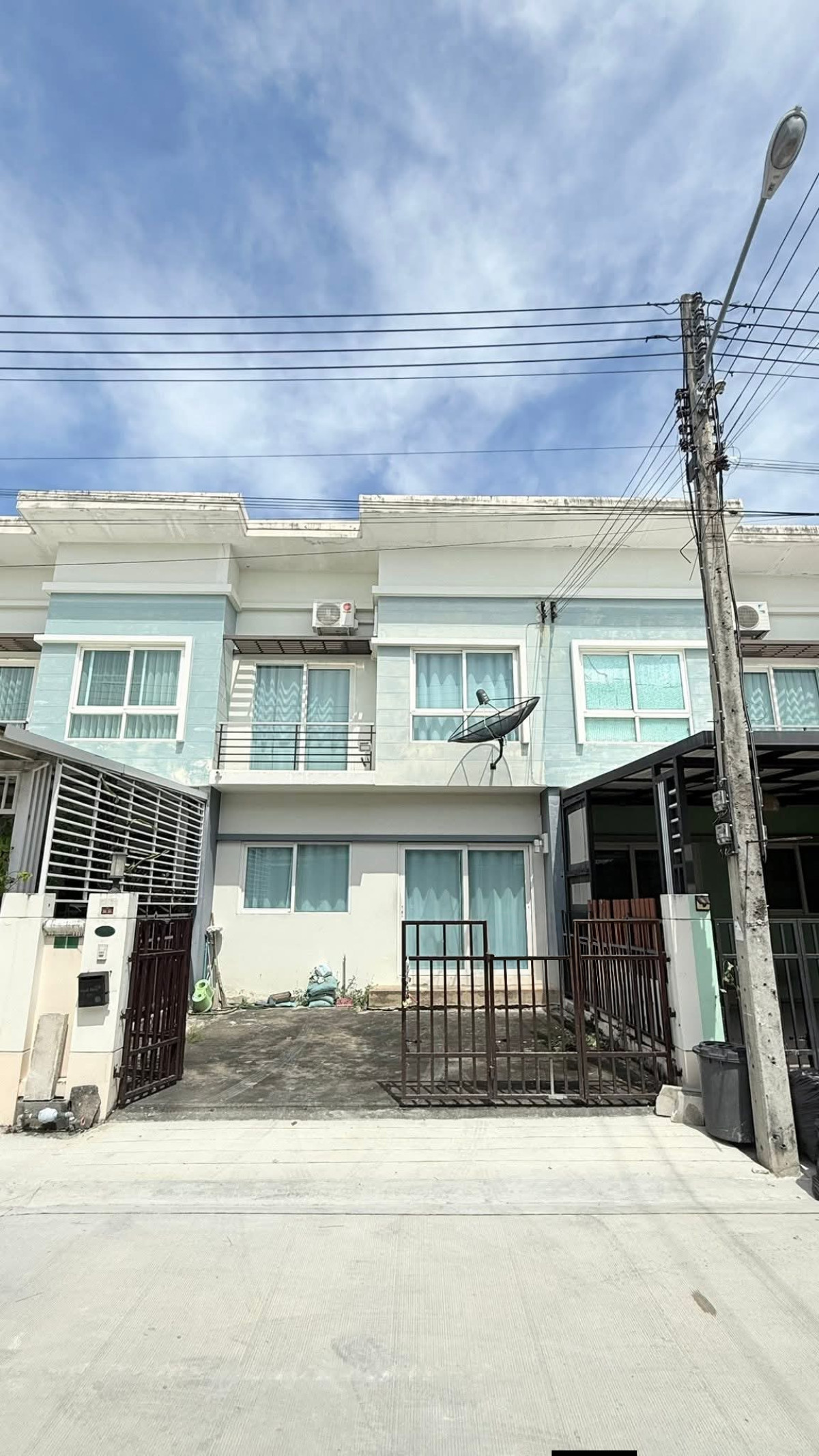 ขายทาวน์โฮมปทุมธานี รังสิต ธรรมศาสตร์ : ขายทาวน์เฮ้าส์/ทาวน์โฮม  โนโว วิลล์ วงแหวน-ลำลูกกา คลอง 5 รีโนเวทใหม่ บึงคำพร้อย ลำลูกกา ปทุมธานี CX-147967