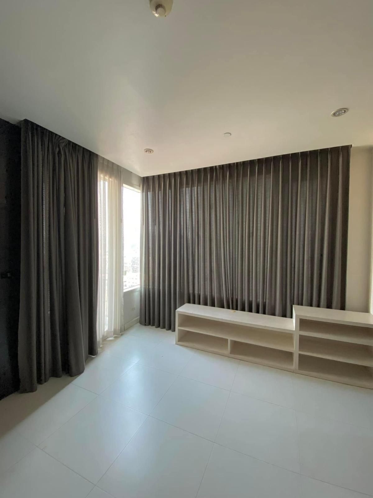 ขายคอนโดวิทยุ ชิดลม หลังสวน : ขายคอนโด  แมนฮัตตัน ชิดลม รีโนเวทใหม่ BTS-ชิดลม มักกะสัน เขต ราชเทวี กรุงเทพ CX-86565