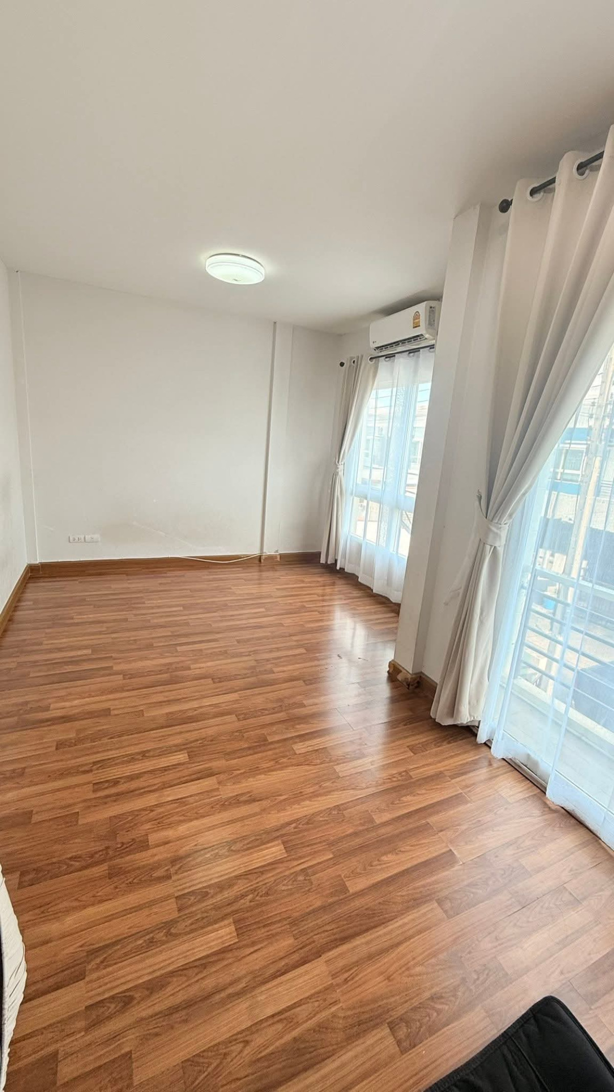 For SaleTownhomePathum Thani,Rangsit, Thammasat : For Sale Townhouse/Townhome , Novo Ville Wongwaen-Lumlukka-Klong 5 , wide frontage , Bueng Kham Phoi , Lam Luk Ka , Pathum Thani , CX-147967