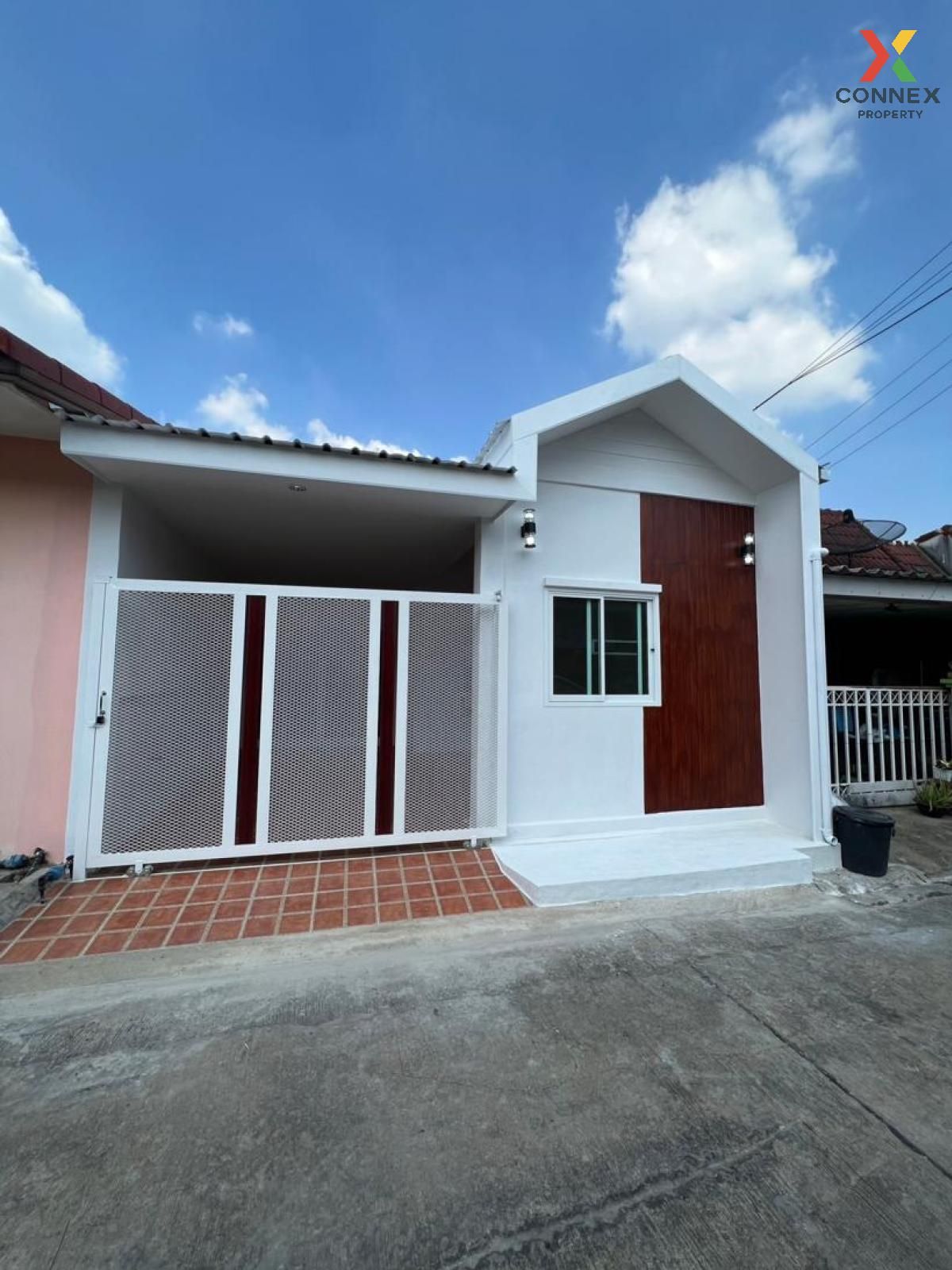 For SaleTownhomePathum Thani,Rangsit, Thammasat : For Sale Townhouse/Townhome , Baan Ruean Suk 2 , Lam Phak Kut , Thanyaburi , Pathum Thani , CX-125677