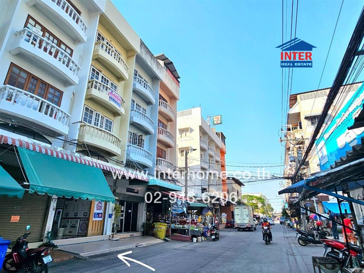 For SaleShop HouseSamut Prakan,Samrong : Commercial building 4.5, 19th floor, commercial building, Soi Charoenchai 3/1, near Sri Thepha BTS Station, Thepharak Road, Soi Charoenchai Road Mueang Samut Prakan, Samut Prakan