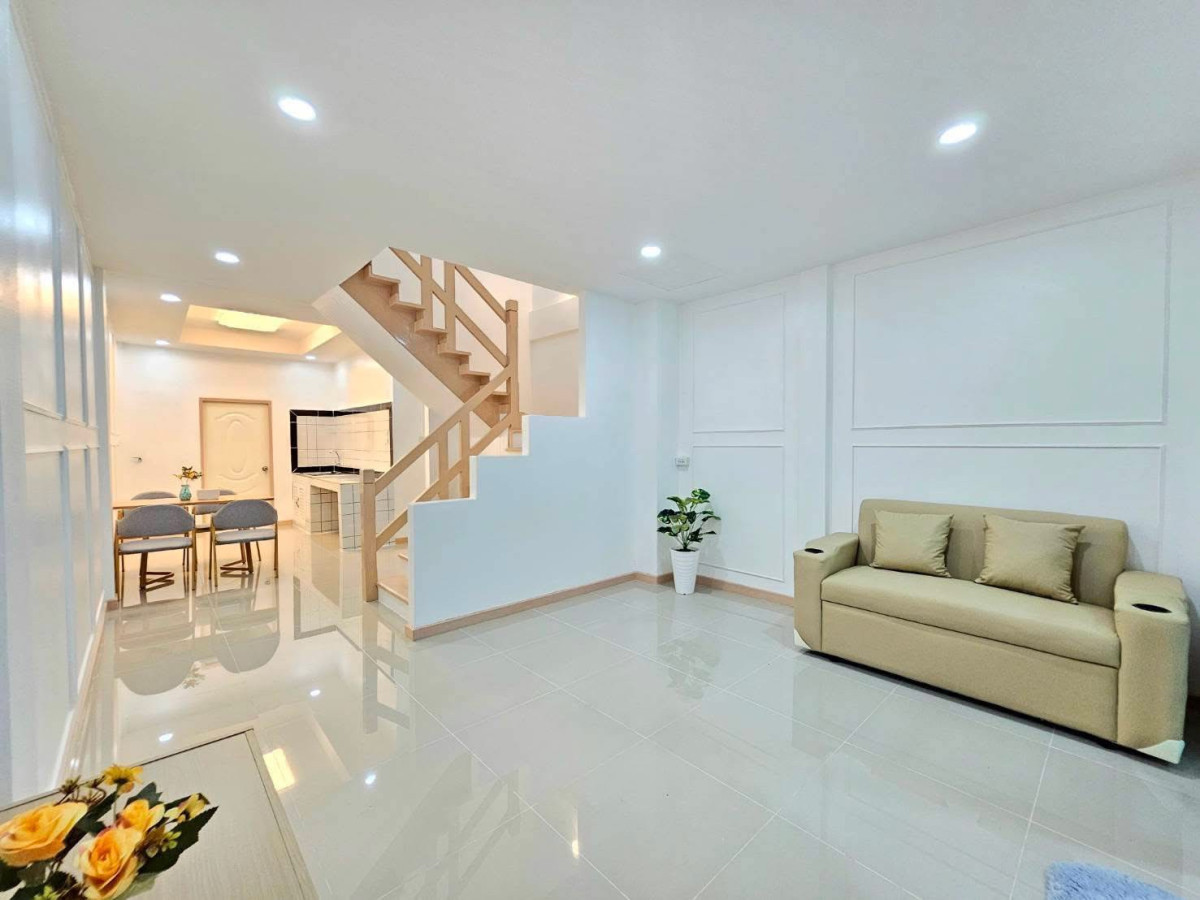 ขายทาวน์โฮมนนทบุรี บางใหญ่ บางบัวทอง : ขายทาวน์เฮ้าส์/ทาวน์โฮม  ดิเอมเมอรัลด์ พาร์ค 2 บางบัวทอง บางบัวทอง นนทบุรี  CX-144861 