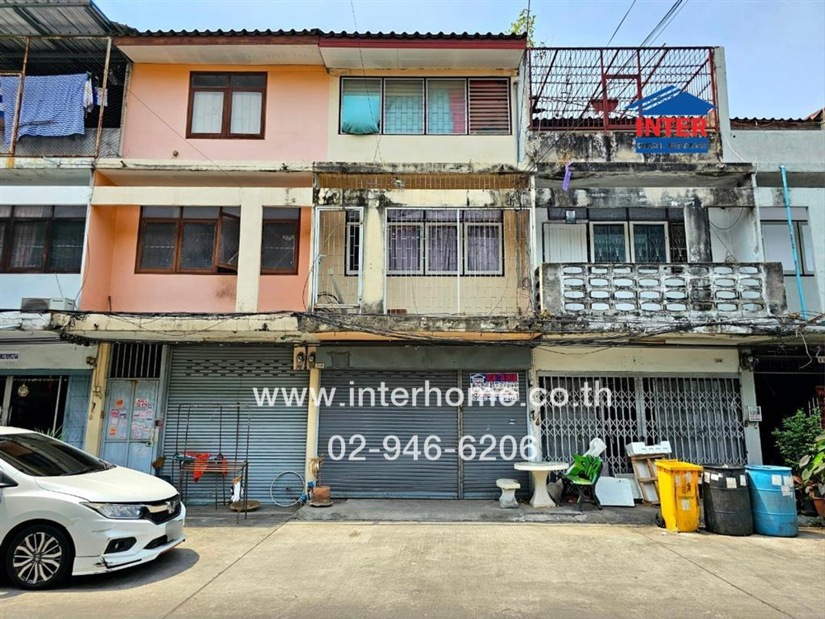 For SaleShop HouseRamkhamhaeng, Hua Mak : 3rd floor commercial building 15.7 sq.w. Commercial Building, Soi Ramkhamhaeng 54 Near Lamsalee Intersection Soi Ramkhamhaeng 54, Ramkhamhaeng Road, Srinakarin Road, Bang Kapi District, Bangkok