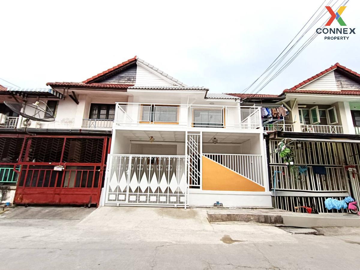 ขายทาวน์โฮมนนทบุรี บางใหญ่ บางบัวทอง : ขายทาวน์เฮ้าส์/ทาวน์โฮม  บ้านพฤกษา 3 บางบัวทอง หน้ากว้าง รีโนเวทใหม่ บางคูรัด บางบัวทอง นนทบุรี CX-117304