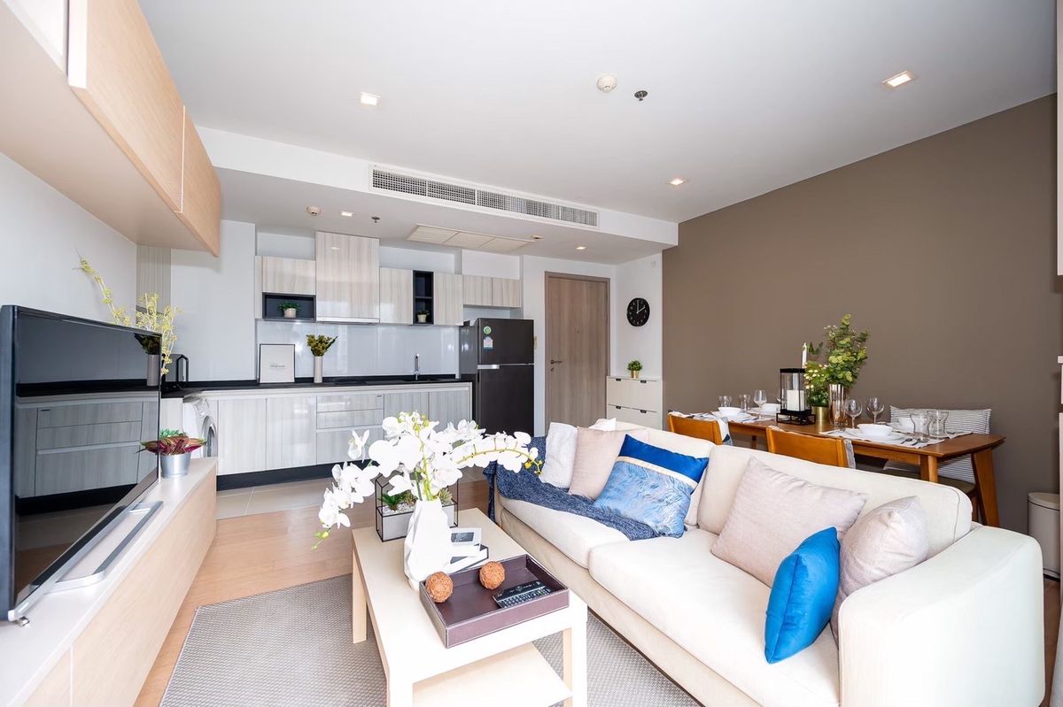 For RentCondoSukhumvit, Asoke, Thonglor : 🔥 Urgent rent 🔥 Condo HQTHONGLOR 2 Bedroom 75 sq.m., 21 Floor, High Rise Condo, next to Thonglor Road, near BTS Thonglor