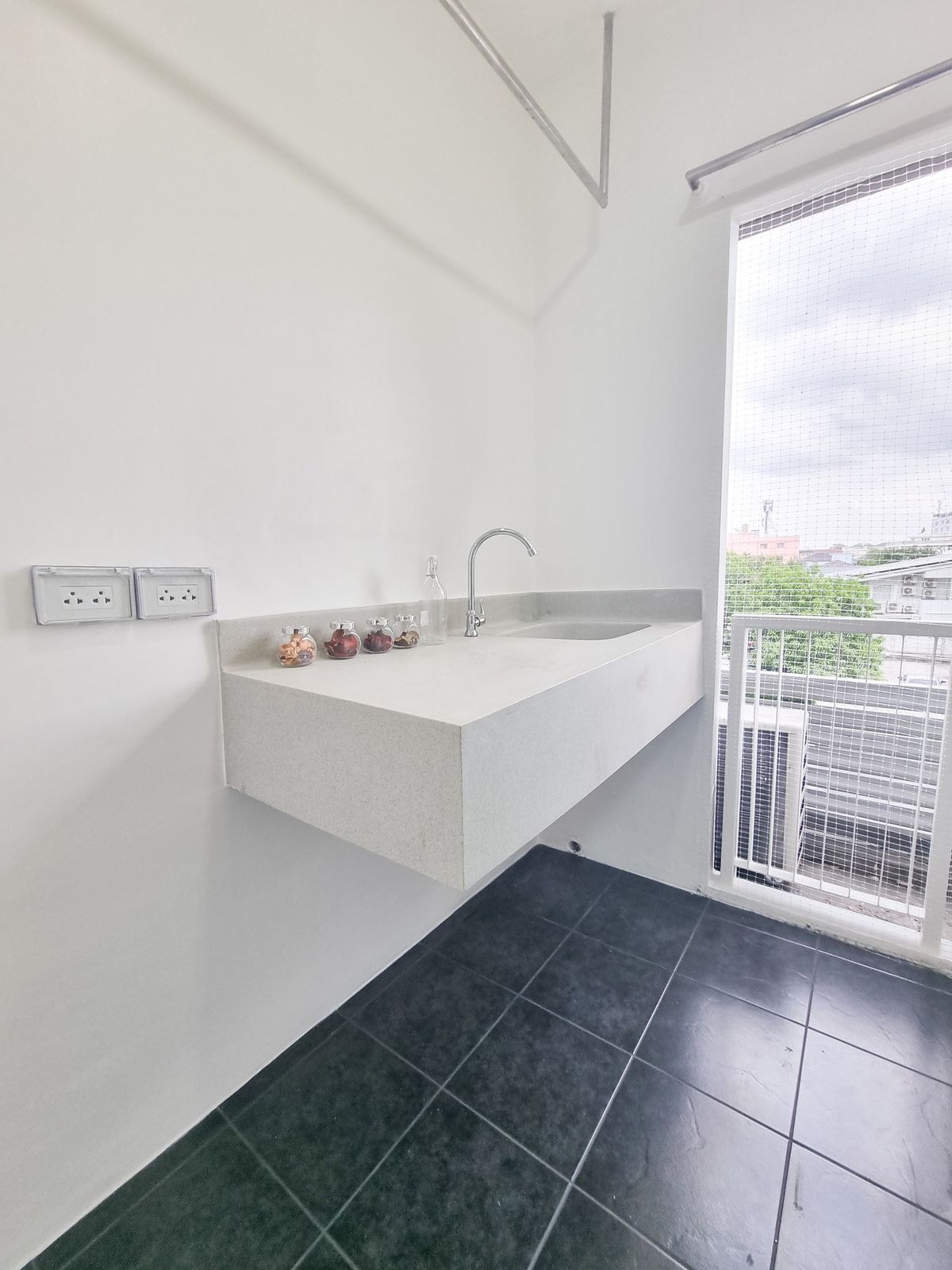 ขายคอนโดอ่อนนุช อุดมสุข : ‼️คอนโด A Space สุขุมวิท 77 วิวสระว่ายน้ำ ใกล้ BTS Onnut