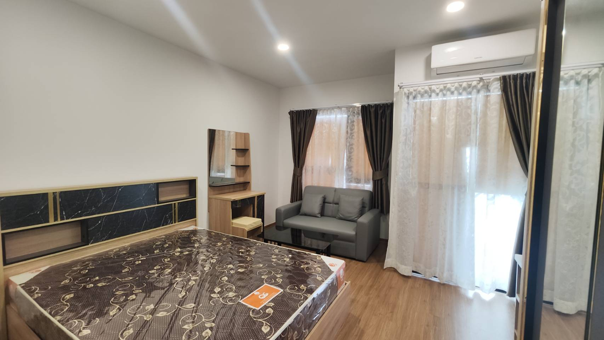 For RentCondoBang kae, Phetkasem : Rent The Livin, Petchkasem, near MRT, Phasi Charoen: The Liv Phetkasem, Near MRT Phasi Charoen