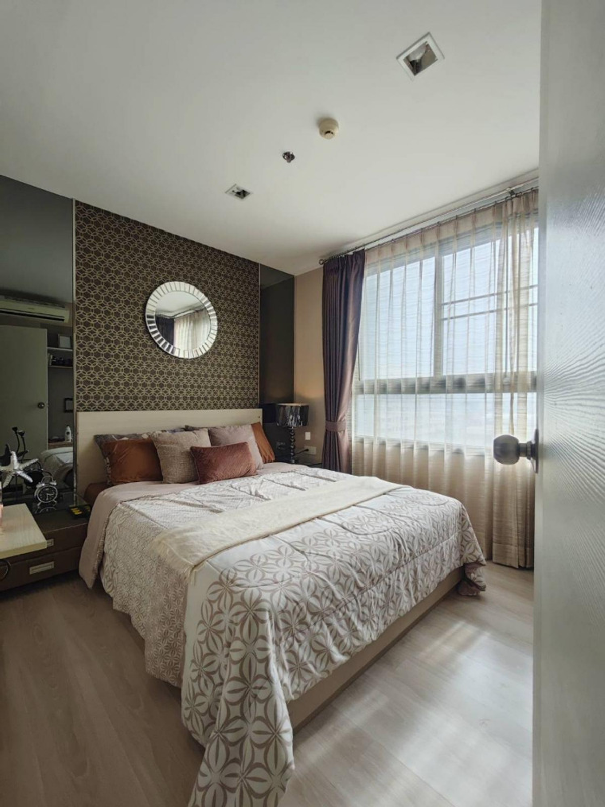 For SaleCondoRattanathibet, Sanambinna : Sky Line Rattanathibet Condo for sale, beautiful room, ready to move in