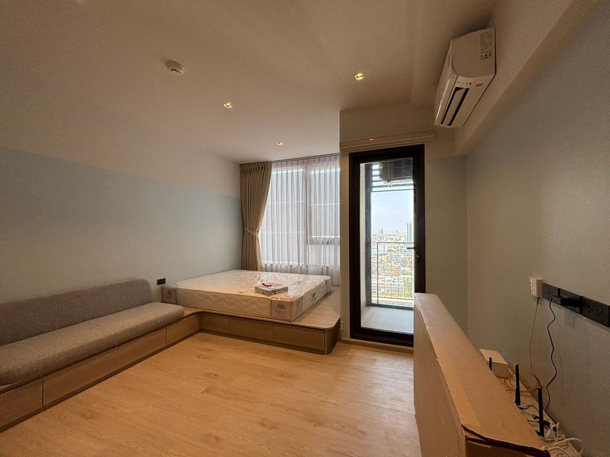 For RentCondoWongwianyai, Charoennakor : Free for rent for Reference, Sathorn, Wongwian Yai, new condo, next to BTS, beautiful room