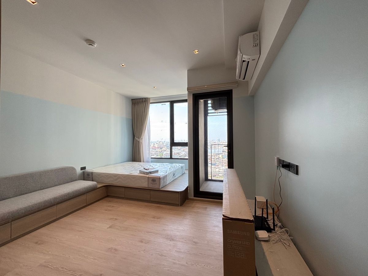 For RentCondoWongwianyai, Charoennakor : Free for rent for Reference, Sathorn, Wongwian Yai, new condo, next to BTS, beautiful room