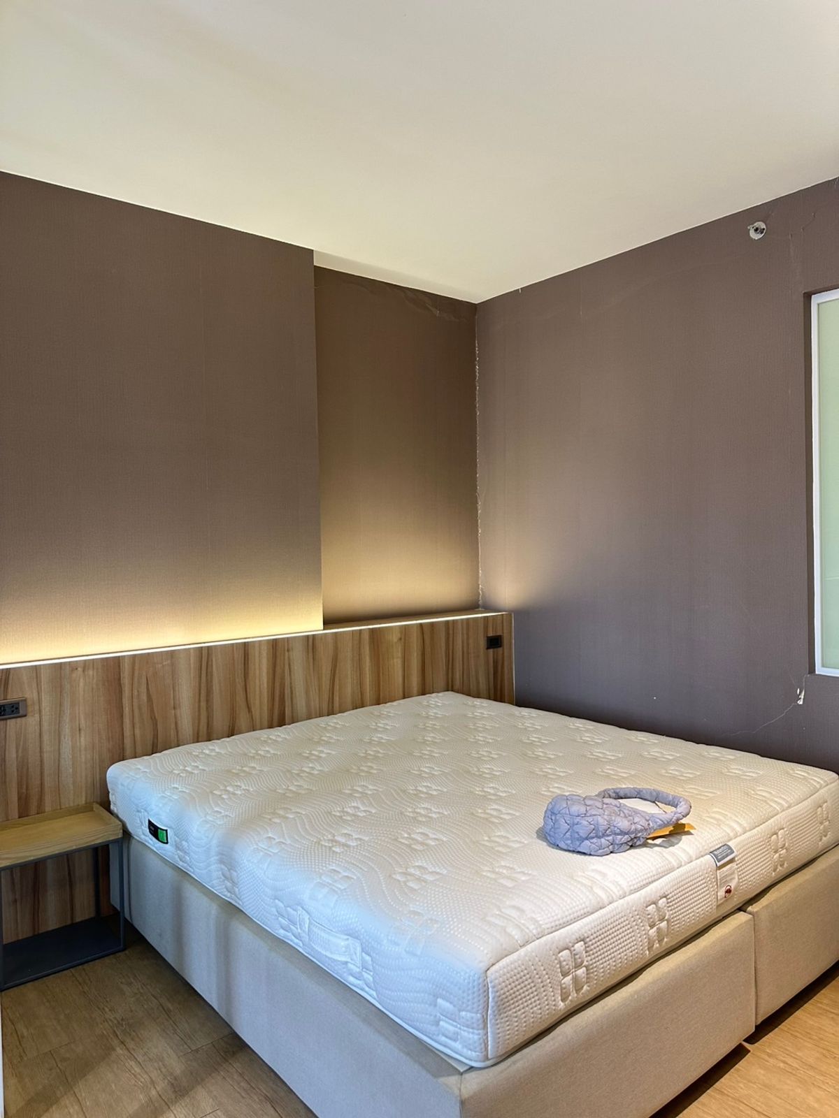 ขายคอนโดสยาม จุฬา สามย่าน : ขายด่วน Condo triple y residence samyan mitrtown มีเฟอร์+ฟรีอุปกรณ์เครื่องใช้ไฟฟ้าภายในห้องทั้งหมด