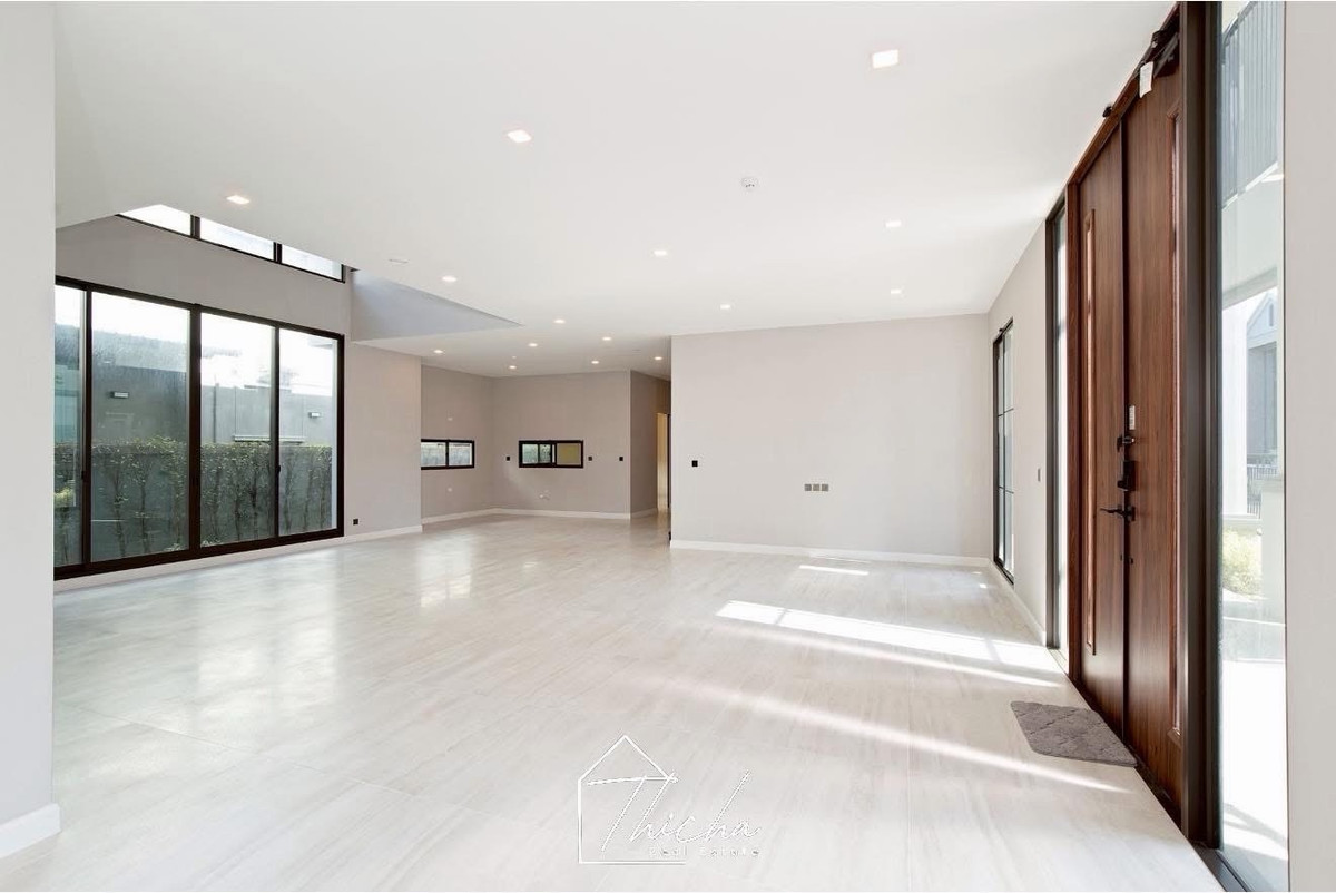 ขายบ้านปิ่นเกล้า จรัญสนิทวงศ์ : บ้านเดี่ยว ติดถนนกาญจนา
 แกรนด์ บางกอก บูเลอวาร์ด ปิ่นเกล้า-กาญจนา 