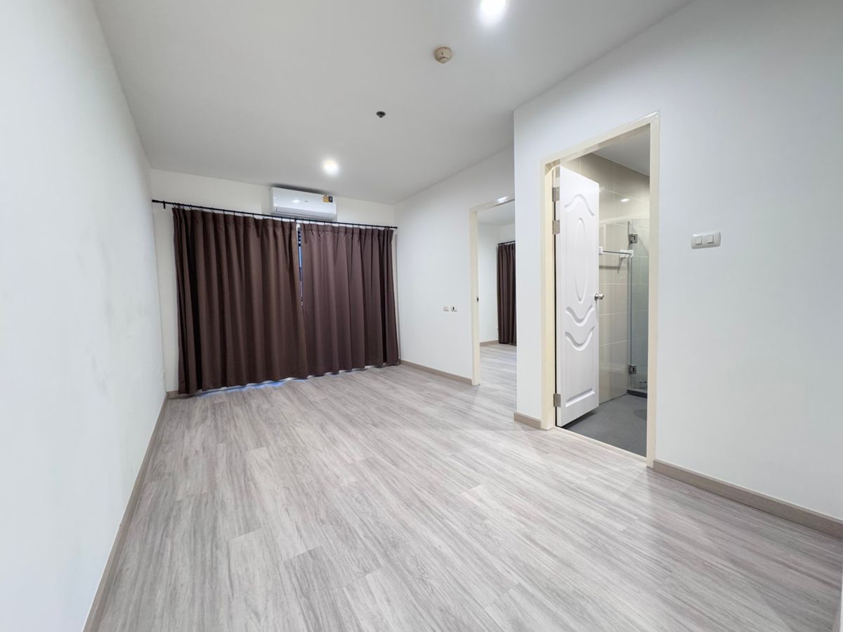 ขายคอนโดลาดพร้าว เซ็นทรัลลาดพร้าว : ขายห้องมุม Sym Condo Vipha Ladprao รีโนเวทใหม่ สอบถามได้ครับ ลดพิเศษ 2.75 ล้าน