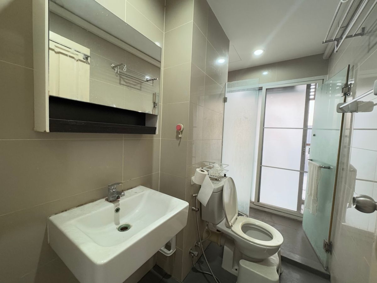 ขายคอนโดลาดพร้าว เซ็นทรัลลาดพร้าว : ขายขาดทุน คอนโด Sym Vipha Ladprao ใกล้ bts หมอชิด และ สวนจตุจักร