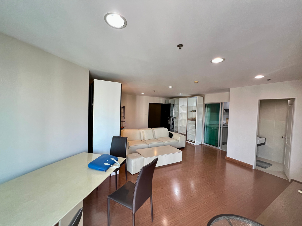 For SaleCondoRama9, Petchburi, RCA : ✨Condo for Sale: Belle Grand Rama 9 - 3 Bedrooms in Prime Location 🏙️✨