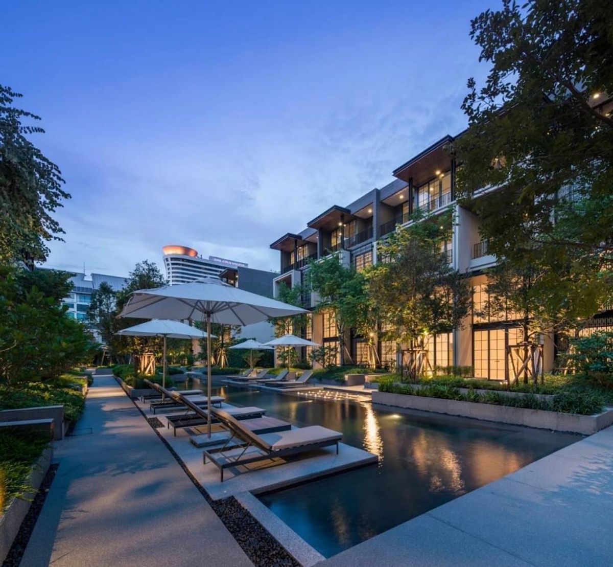 ทาวน์โฮมสุขุมวิท อโศก ทองหล่อ : ขาย / ให้เช่า Luxury Cluster Villa, Quarter 31 ซอยสุขุมวิท 31 