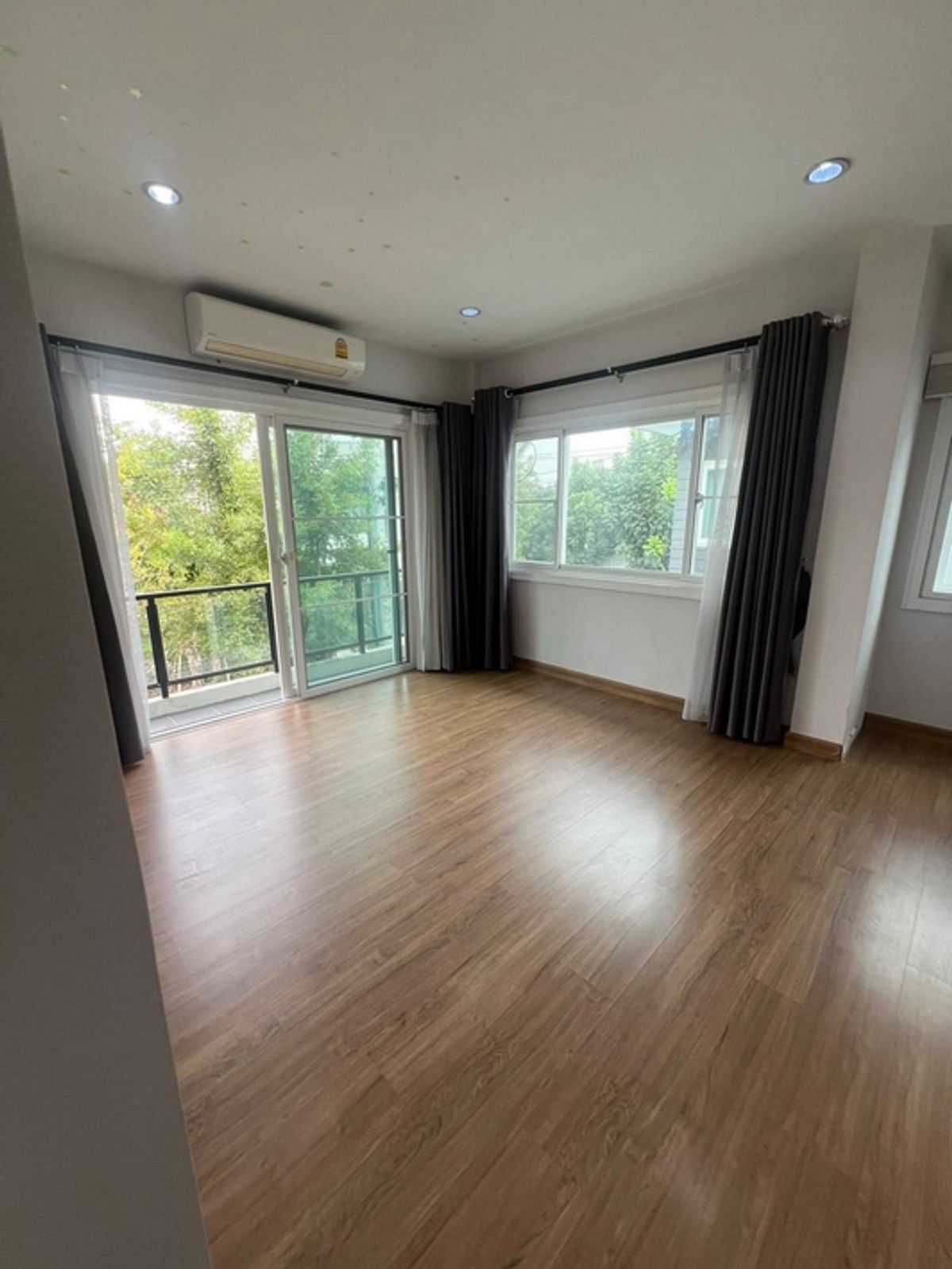 For SaleHouseNonthaburi, Bang Yai, Bangbuathong : House for sale, The City, Bang Yai 52.7 sq.w., 4 bedrooms. There is a bedroom on the ground floor. Near Central West Group, MRT Purple Line, Bang Phai Canal