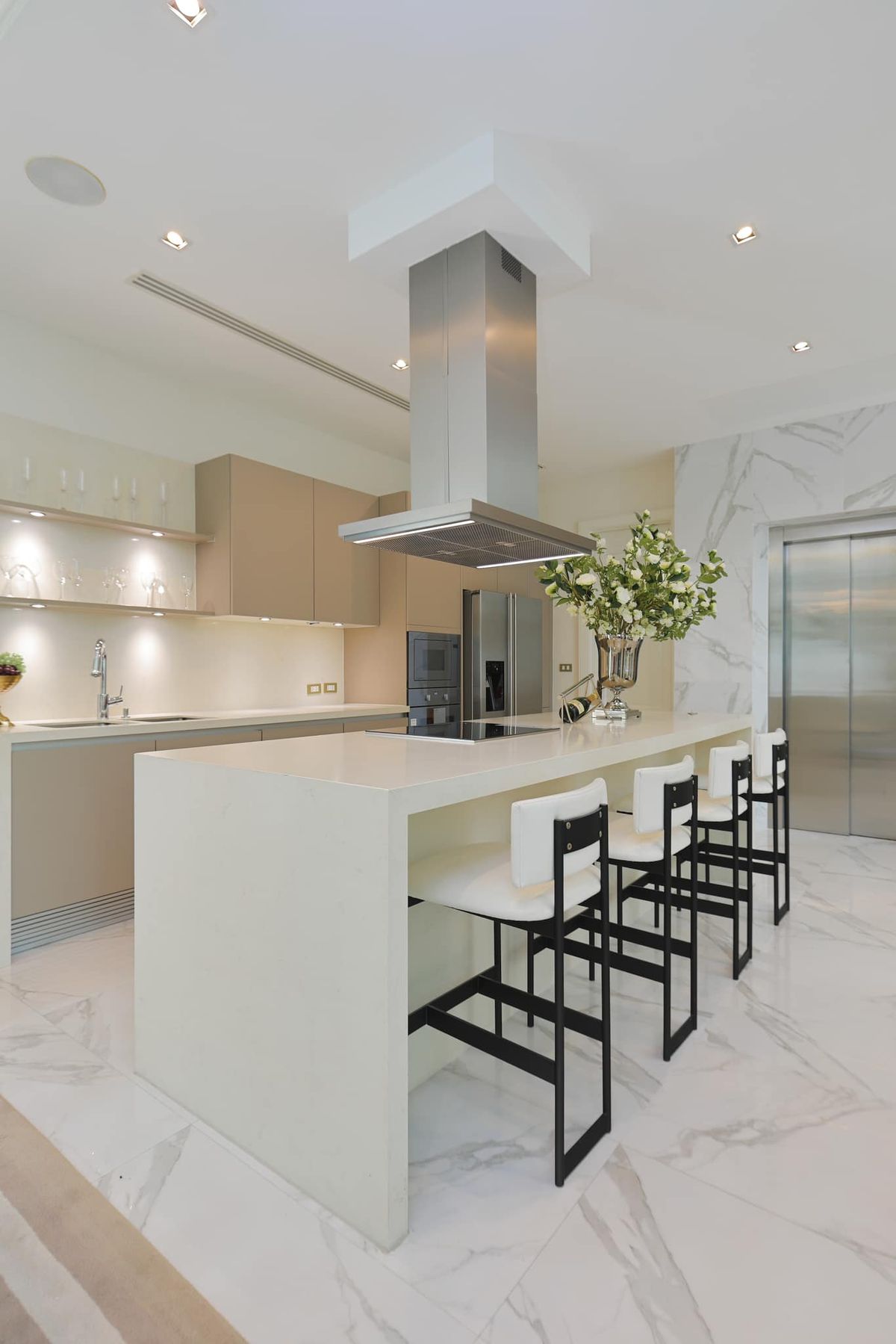 ขายบ้านสุขุมวิท อโศก ทองหล่อ : 👑บ้านสวยตกแต่ง พร้อมอยู่ ในเอกมัย 22 👑บ้านออกแบบโดย Hirsch Bedner Associates (HBA)