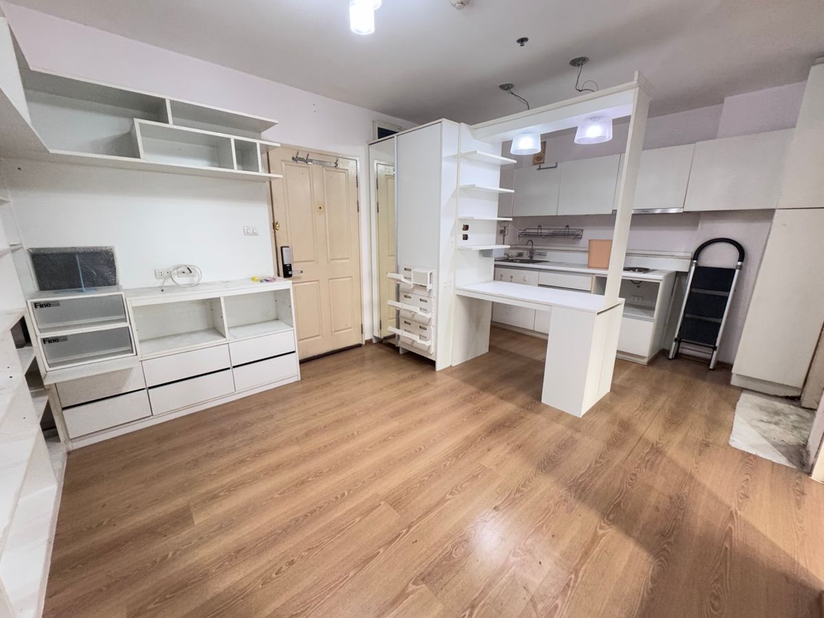 ขายคอนโดลาดพร้าว เซ็นทรัลลาดพร้าว : ขายขาดทุน คอนโด Sym Vipha Ladprao ใกล้ bts หมอชิด และ สวนจตุจักร