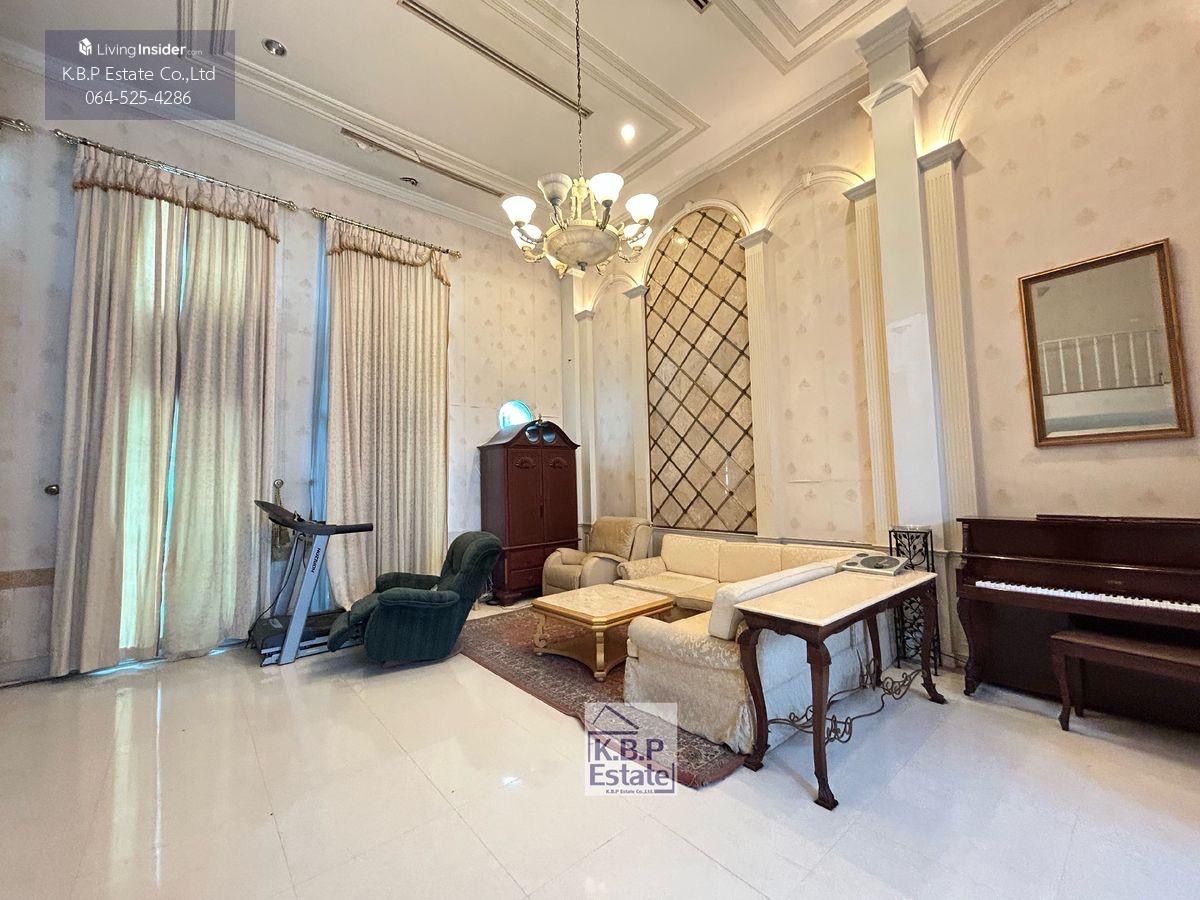 ขายทาวน์โฮมสาทร นราธิวาส : ขายทาวน์โฮม ขนาดใหญ่ 4ห้องนอน 6ห้องน้ำ 