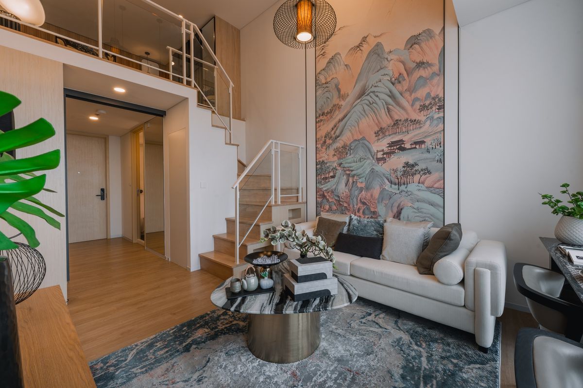 For SaleCondoRama9, Petchburi, RCA : Luxury condo for sale in Landmark at MRTA RAMA 9, 19 floors, living space 27.50 sq.m., 1st floor, 1 bedroom, 1 living room, with special services from Cassia. Convenient transportation, near the MRT Station, Rama 9 Orange Station.