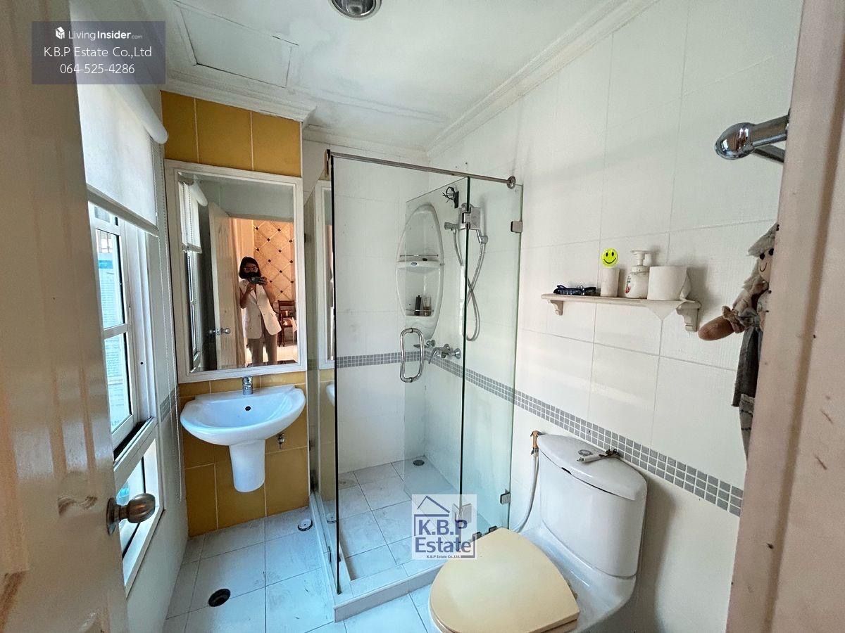 ขายทาวน์โฮมสาทร นราธิวาส : ขายทาวน์โฮม ขนาดใหญ่ 4ห้องนอน 6ห้องน้ำ 