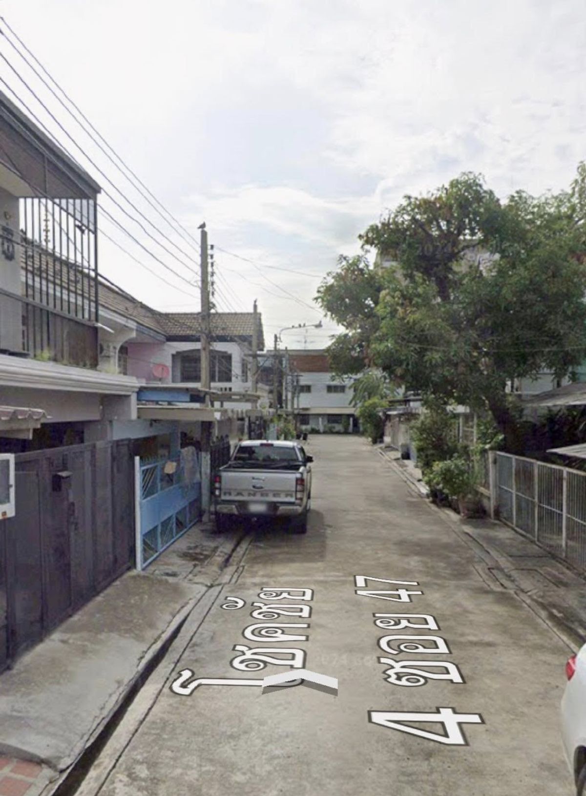 ขายทาวน์โฮมโชคชัย4 ลาดพร้าว71 : บ้านรีโนเวทใหม่ ใจกลางโชคชัย 4! 4 ห้องนอน ทำเลทอง ใกล้รถไฟฟ้า สายสีเหลือง