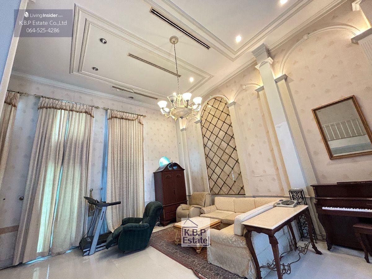 ขายทาวน์โฮมสาทร นราธิวาส : ขายทาวน์โฮม ขนาดใหญ่ 4ห้องนอน 6ห้องน้ำ 