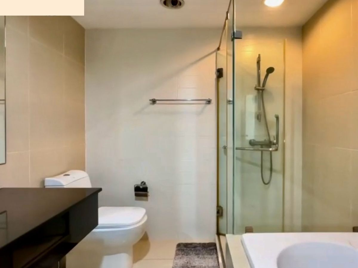 For SaleCondoRama9, Petchburi, RCA : ✨Condo for Sale: Belle Grand Rama 9 - 3 Bedrooms in Prime Location 🏙️✨