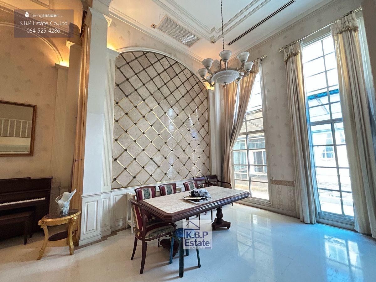 ขายทาวน์โฮมสาทร นราธิวาส : ขายทาวน์โฮม ขนาดใหญ่ 4ห้องนอน 6ห้องน้ำ 